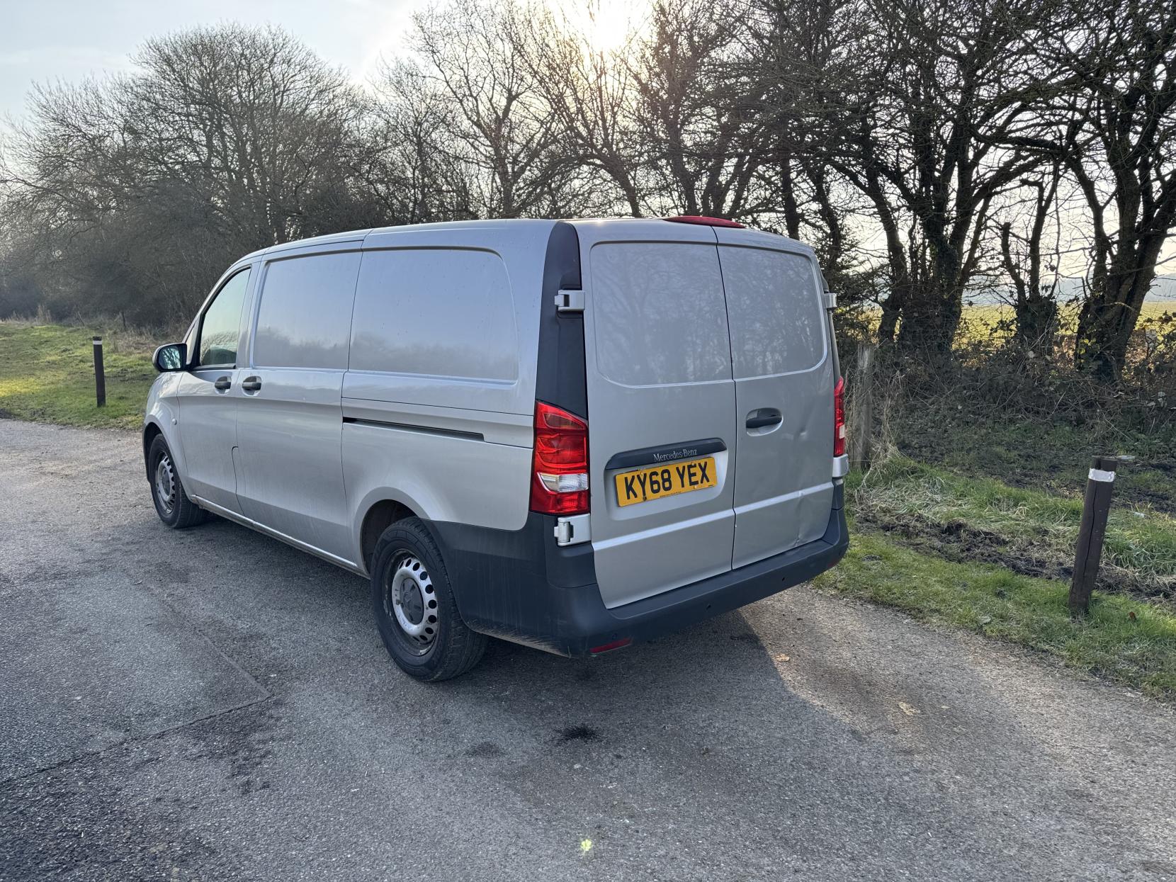 Mercedes-Benz Vito 1.6 111 CDI Panel Van 6dr Diesel Manual FWD L2 Euro 6 (114 ps)