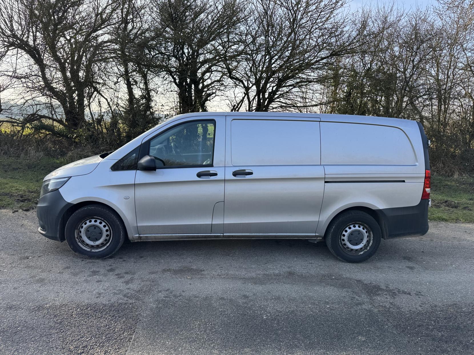 Mercedes-Benz Vito 1.6 111 CDI Panel Van 6dr Diesel Manual FWD L2 Euro 6 (114 ps)