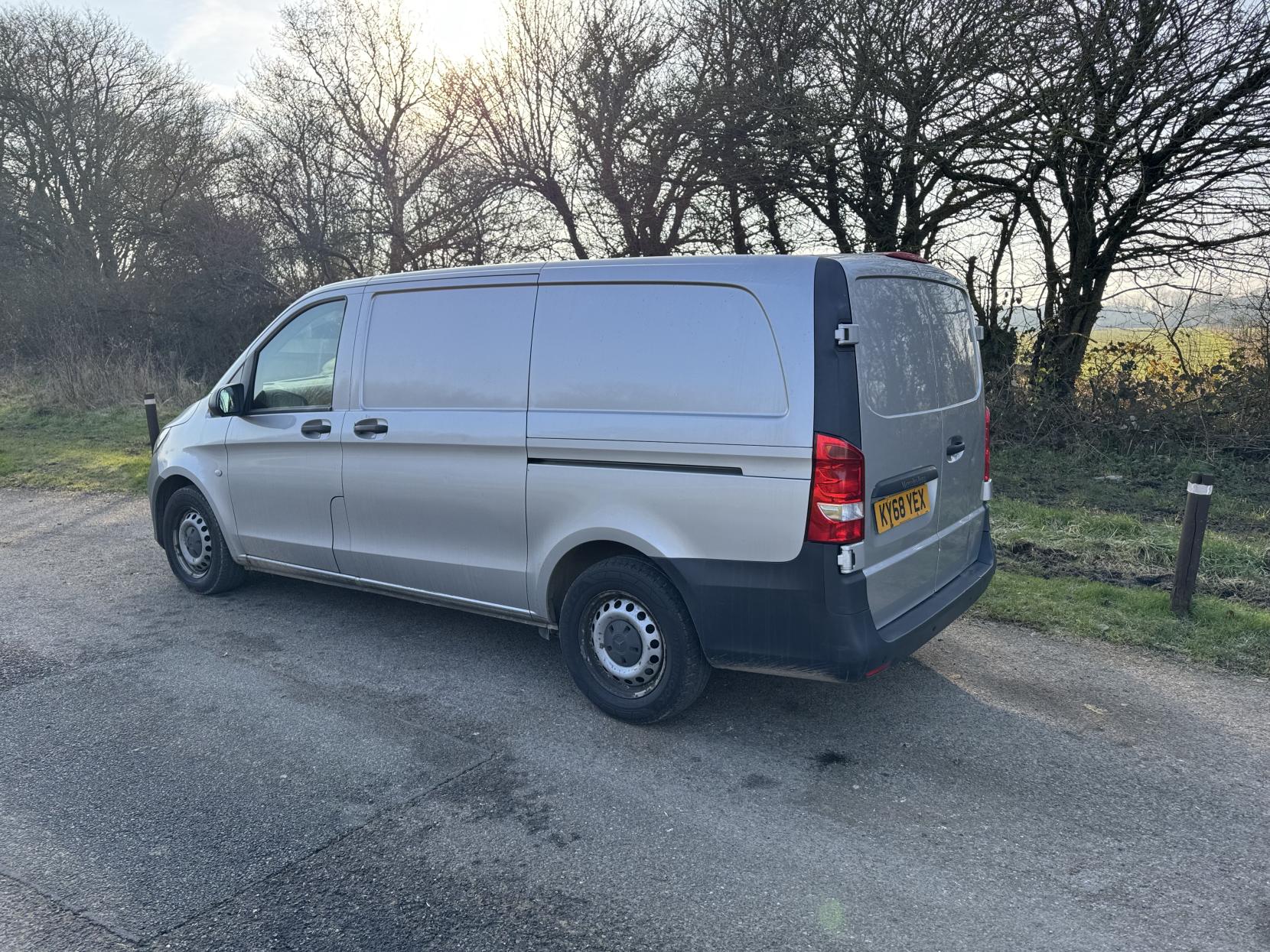 Mercedes-Benz Vito 1.6 111 CDI Panel Van 6dr Diesel Manual FWD L2 Euro 6 (114 ps)