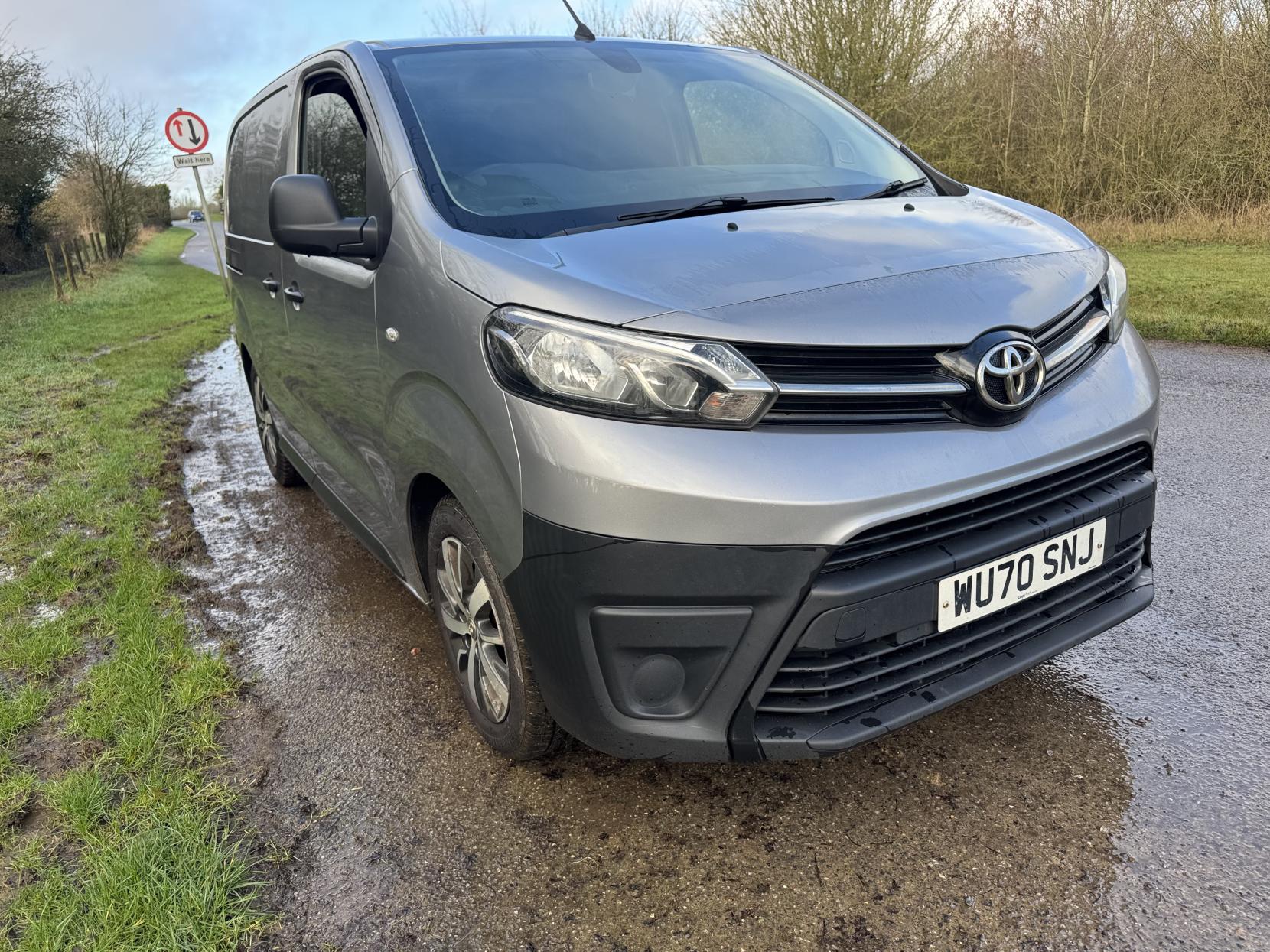 Toyota ProAce 1.5D Icon Compact Panel Van 6dr Diesel Manual SWB Euro 6 (100 bhp)