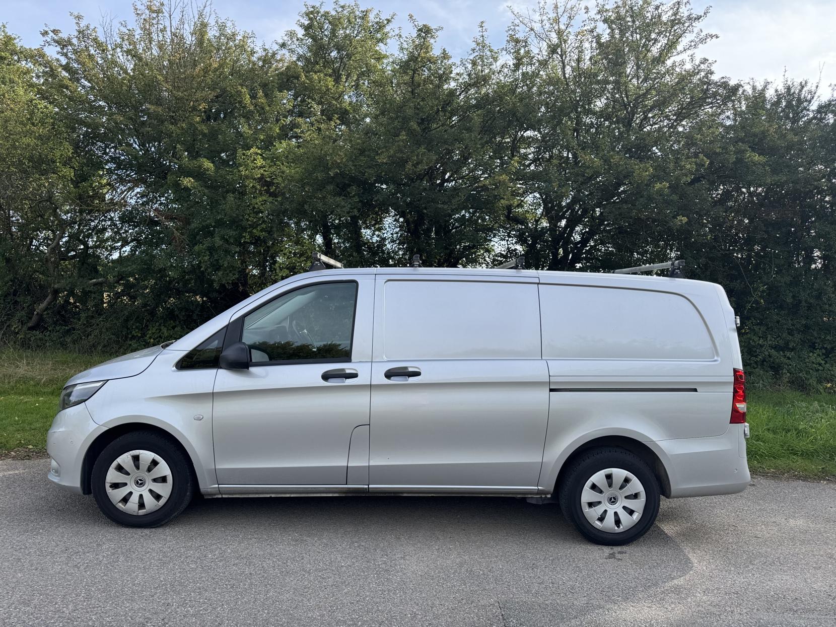 Mercedes-Benz Vito 1.7 110 CDI Progressive Panel Van 5dr Diesel Manual FWD L2 Euro 6 (s/s) (102 ps)
