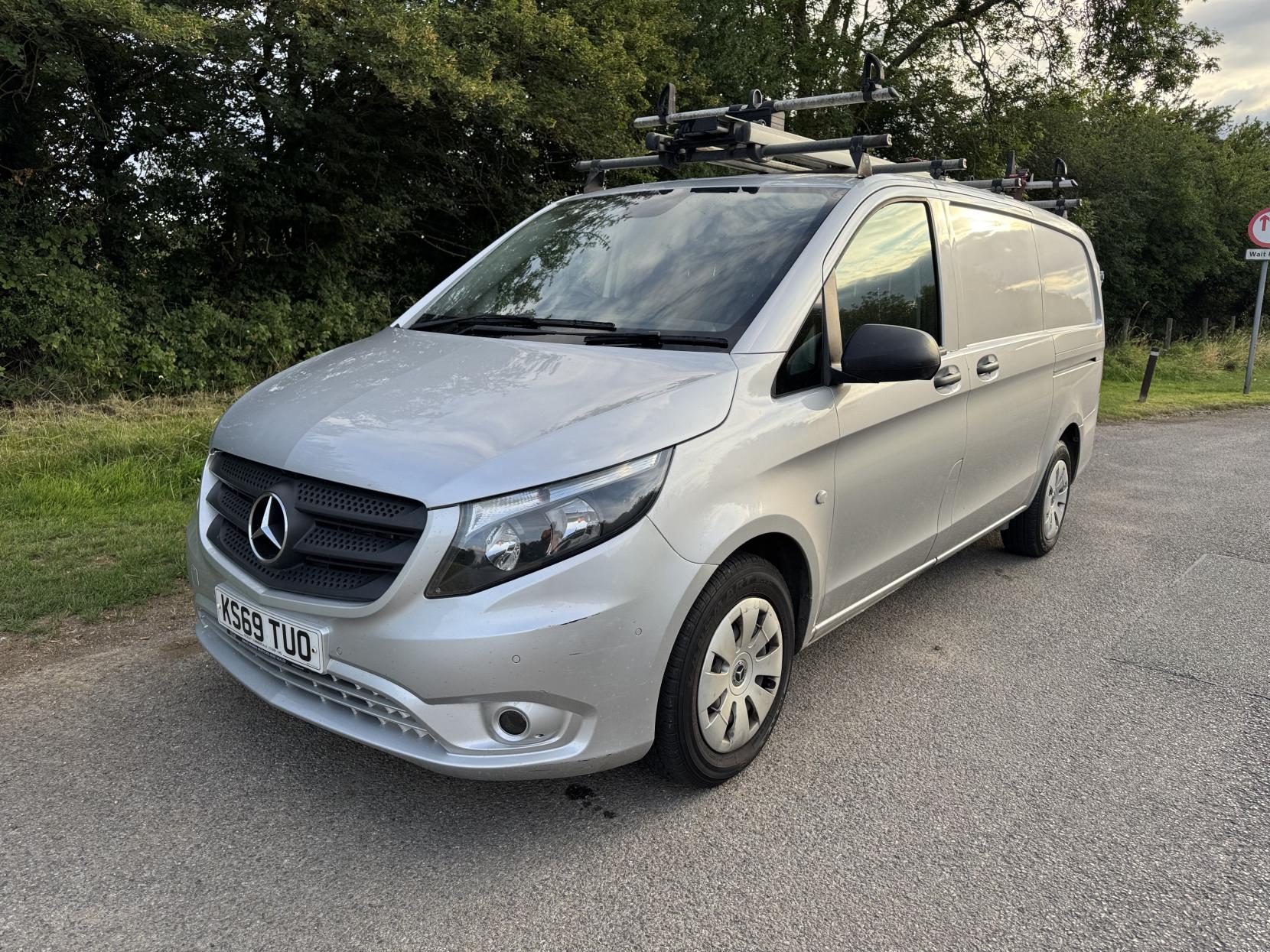 Mercedes-Benz Vito 1.7 110 CDI Progressive Panel Van 5dr Diesel Manual FWD L2 Euro 6 (s/s) (102 ps)