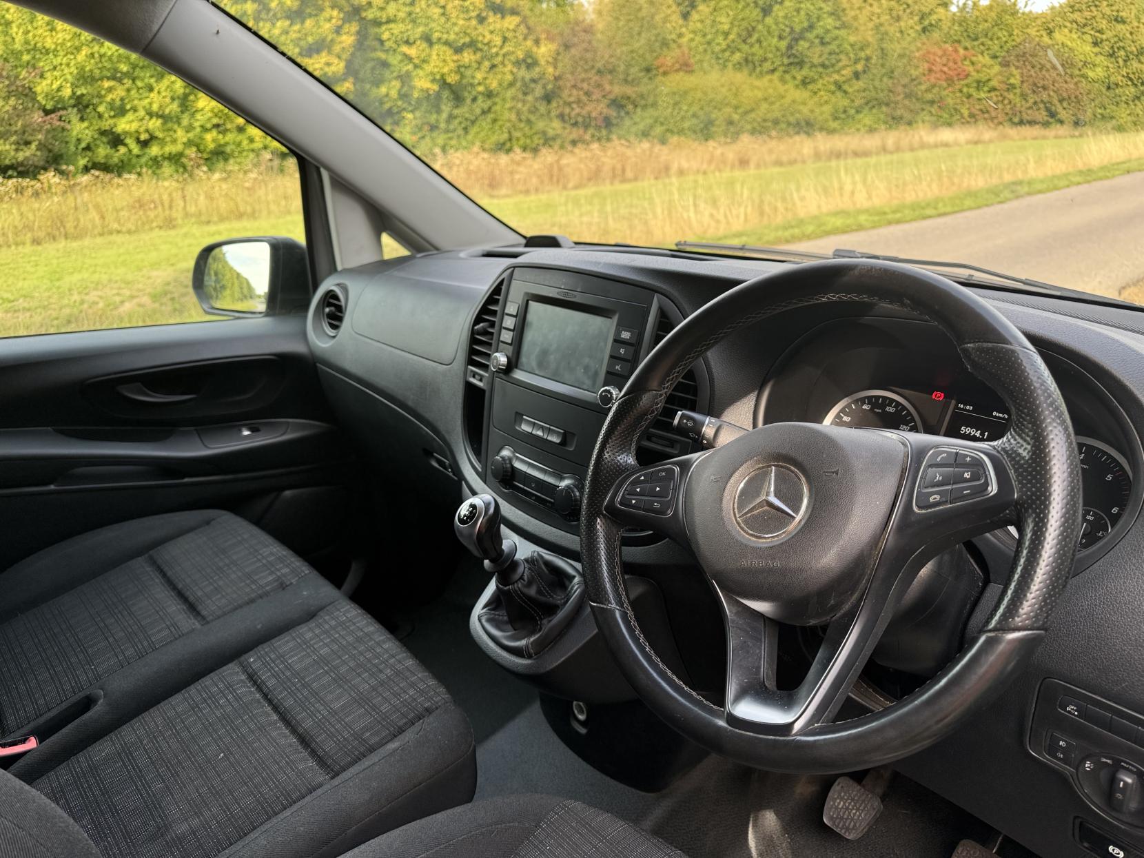 Mercedes-Benz Vito 1.7 110 CDI Progressive Panel Van 5dr Diesel Manual FWD L2 Euro 6 (s/s) (102 ps)