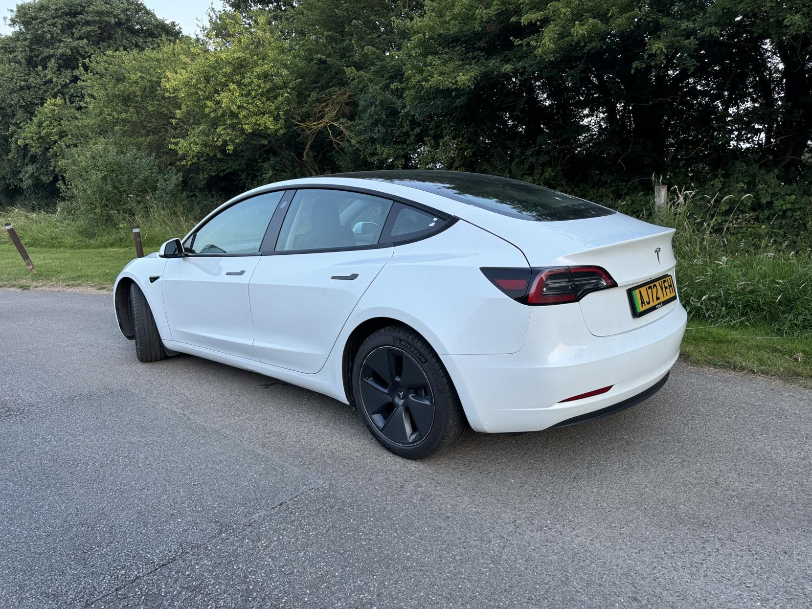 Tesla Model 3 Standard Range Plus Saloon 4dr Electric Auto RWD (241 bhp)