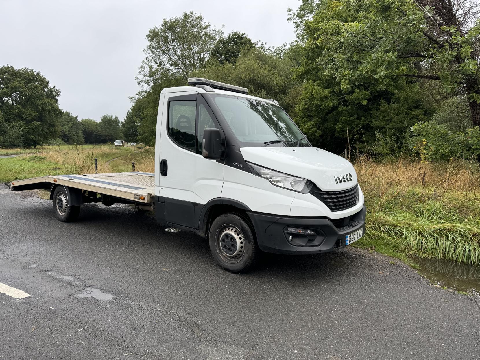 Iveco Daily 2.3D HPI 14V 35S 3750 Chassis Cab 2dr Diesel Manual LWB Euro 6 (s/s) (136 ps)